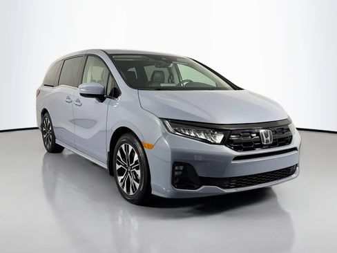 Certified 2025 Honda Odyssey Elite image 3