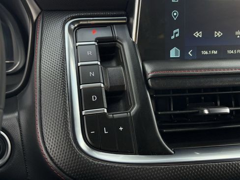 Used 2024 Chevrolet Suburban RST image 19