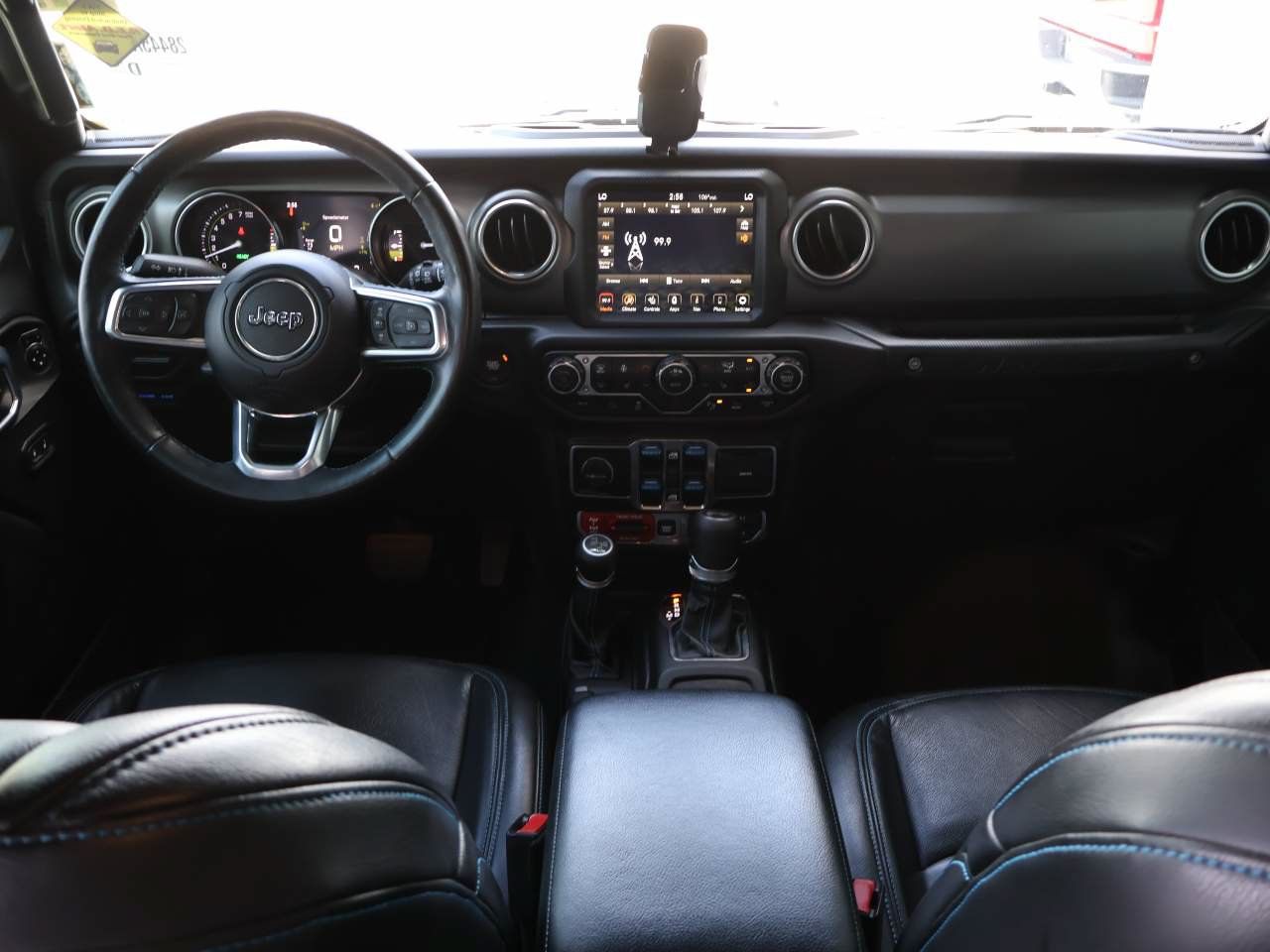 Used 2021 Jeep Wrangler Unlimited Rubicon 4xe w/ Cold Weather Group AWD/4WD image 12