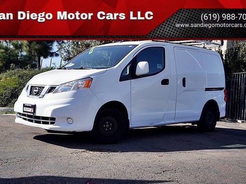 Used 2020 Nissan NV200 SV image 1