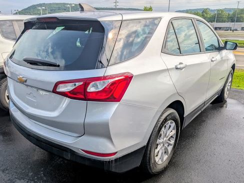 Used 2020 Chevrolet Equinox LS FWD image 6