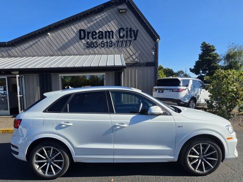 Used 2018 Audi Q3 2.0T Premium FWD image 1