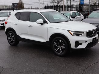 Used 2025 Volvo XC40 B5 Core video 2