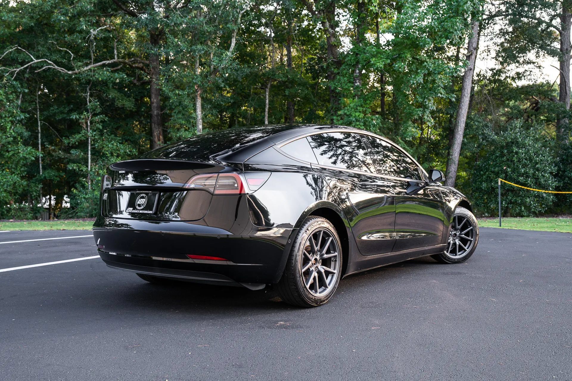 Used 2018 Tesla Model 3 Long Range AWD/4WD image 2