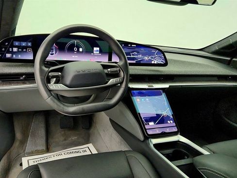 Used 2024 Lucid Air Touring AWD/4WD image 11