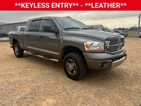 Used 2006 Dodge Ram 2500 Truck Laramie image 2