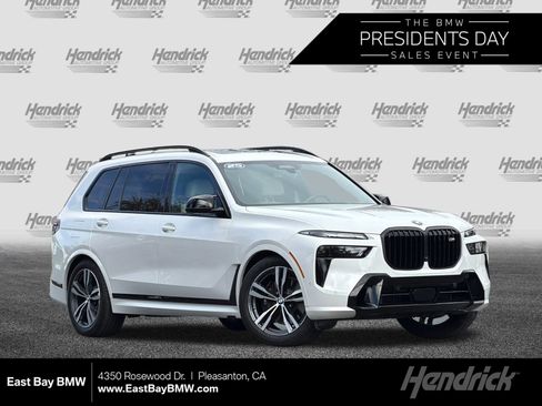 Used 2025 BMW X7 M60i image 1
