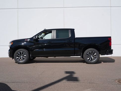 Used 2023 Chevrolet Silverado 1500 RST image 6