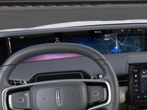 New 2026 Lincoln Nautilus Premier image 13