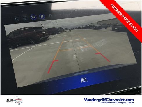 New 2027 Chevrolet Bolt LT w/ Comfort Package FWD image 16