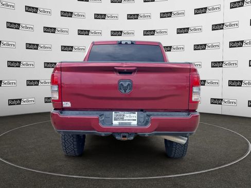 Used 2022 RAM 2500 Big Horn w/ Night Edition AWD/4WD image 5