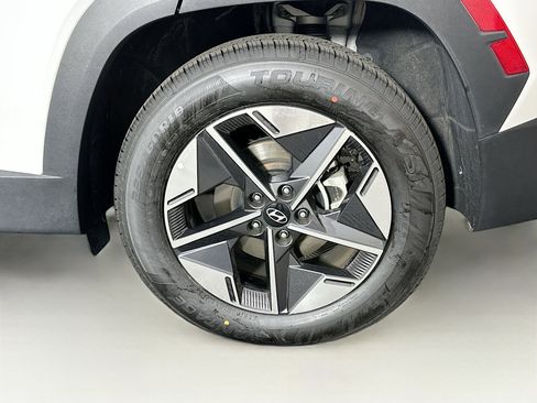 Used 2025 Hyundai Tucson SEL image 11