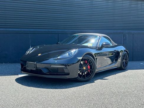 Certified 2018 Porsche 718 Boxster GTS RWD image 6