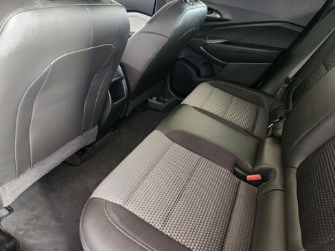 Used 2024 Chevrolet Trax LT image 30