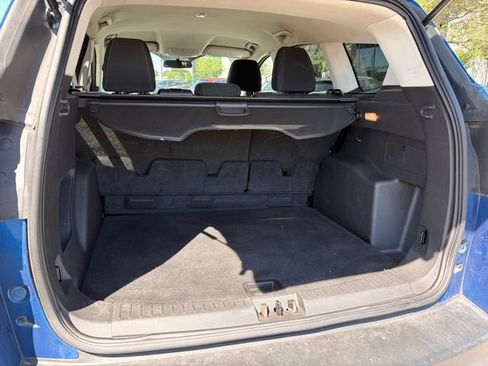 Used 2017 Ford Escape SE w/ Equipment Group 201A AWD/4WD image 14