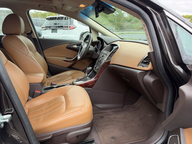 Used 2012 Buick Verano Leather FWD image 10