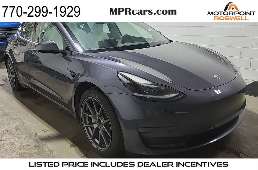 Used 2023 Tesla Model 3 Standard Range RWD image 1