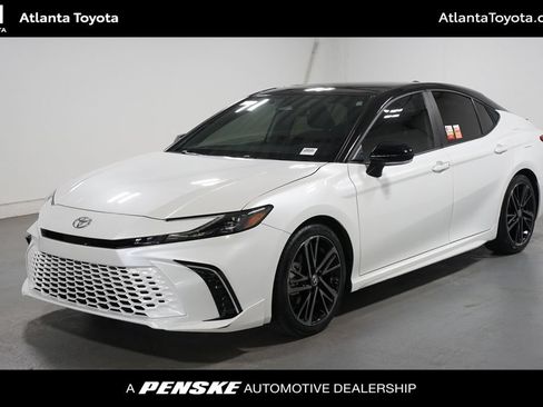 Certified 2025 Toyota Camry XSE FWD image 1