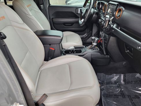 Used 2021 Jeep Gladiator Mojave image 22