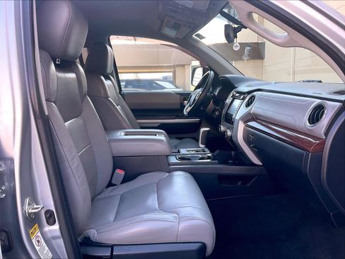 Used 2016 Toyota Tundra Limited w/ Limited Premium Package image 11