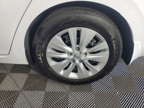 New 2025 Nissan Sentra S image 30