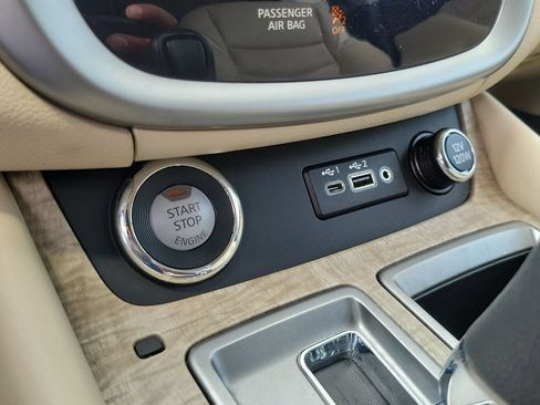 Certified 2022 Nissan Murano SL w/ SL Moonroof Package FWD image 31