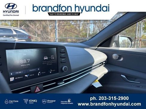 Used 2026 Hyundai Elantra Hybrid FWD image 18