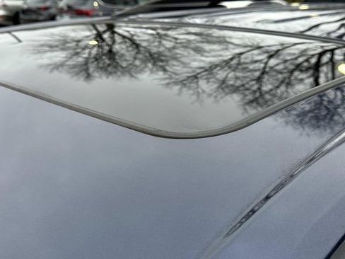 Used 2018 Toyota Sienna XLE w/ XLE Navigation Package image 11