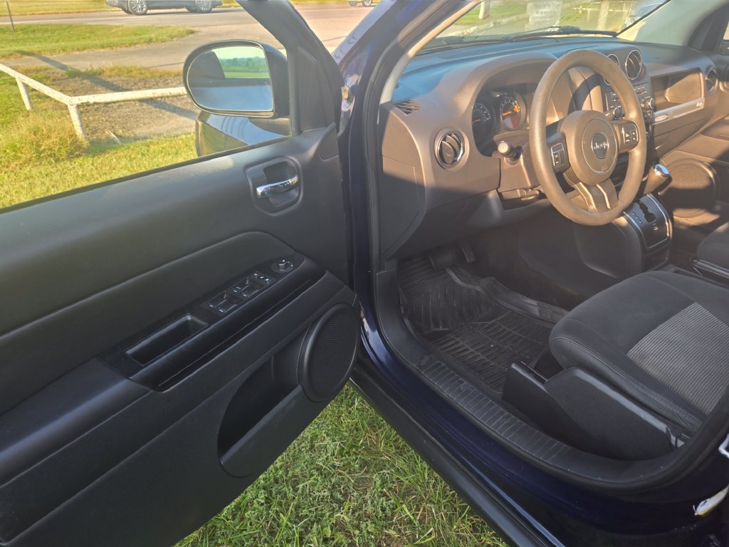 Used 2016 Jeep Compass Sport w/ Power Value Group AWD/4WD image 6