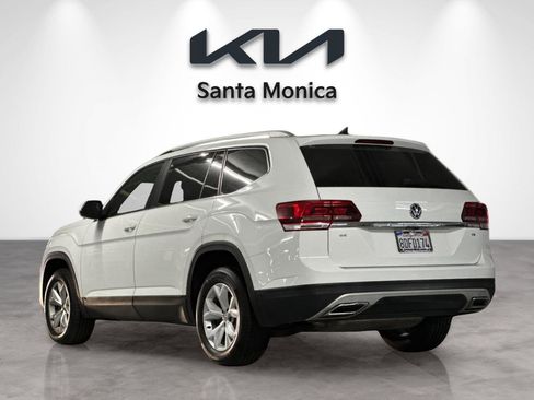 Used 2018 Volkswagen Atlas SE image 3