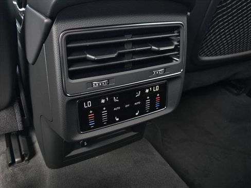 New 2026 Audi Q7 3.0T Premium Plus image 17