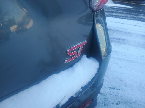 Used 2023 Ford Explorer ST w/ Equipment Group 401A image 10