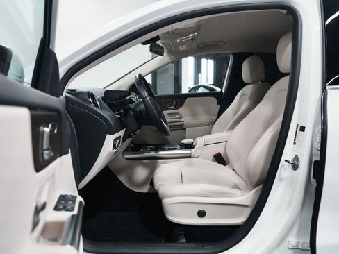 Used 2023 Mercedes-Benz GLA 250 4MATIC image 27