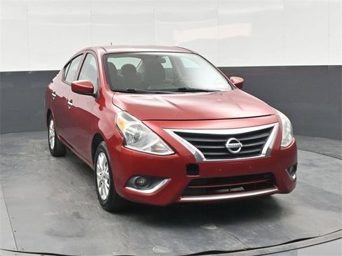 Used 2018 Nissan Versa SV w/ SV Special Edition Package image 10