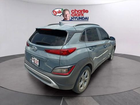 Used 2023 Hyundai Kona SEL w/ Convenience Package FWD image 3