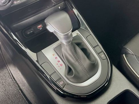 Used 2024 Kia Forte GT-Line w/ GT-Line Premium Package image 18