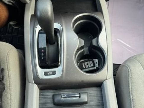 Used 2016 Honda Pilot EX image 15