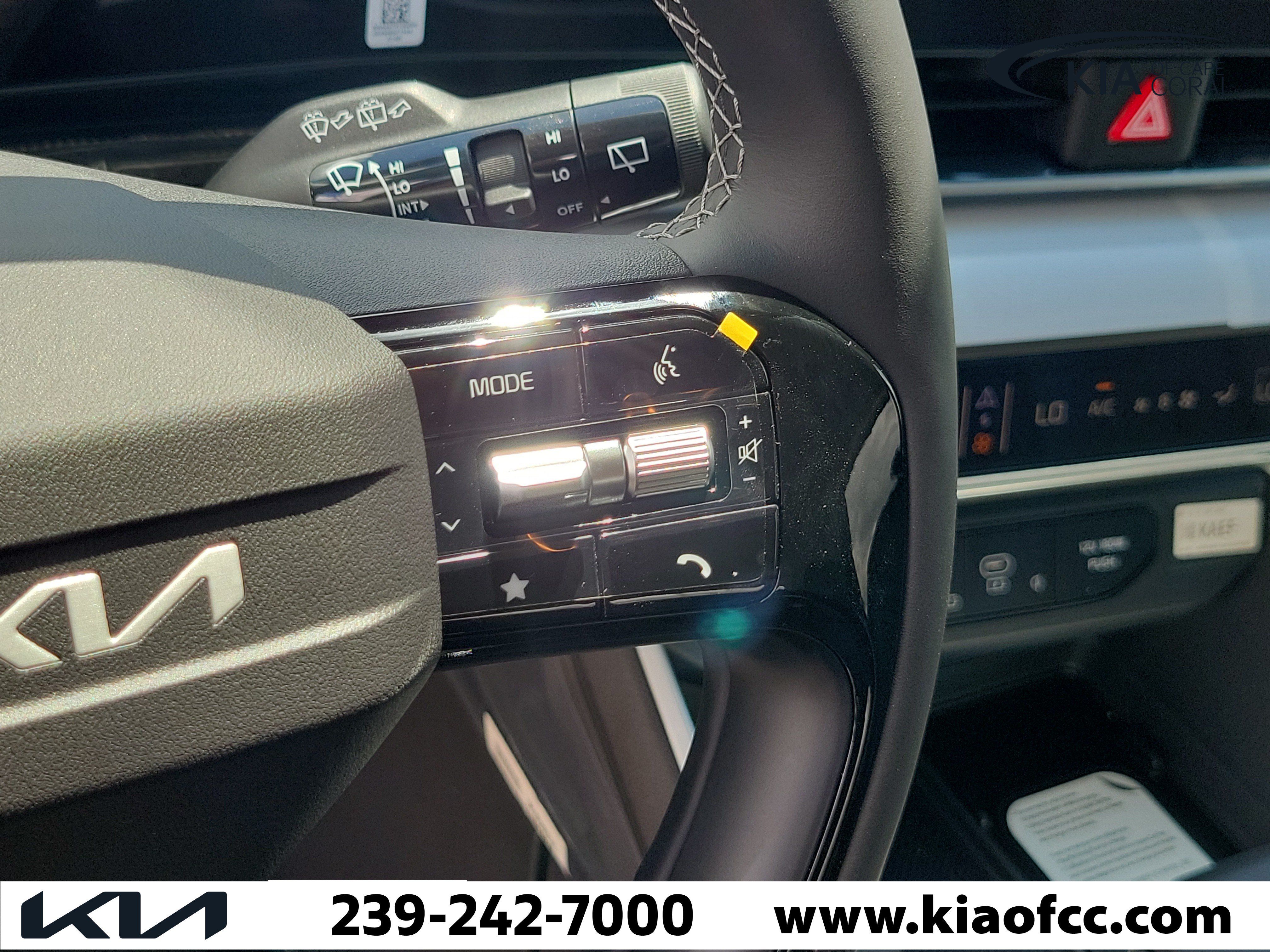 New 2027 Kia Carnival EX w/ Dark Edition Package FWD image 29