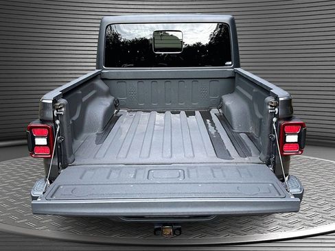 Used 2022 Jeep Gladiator Overland w/ Popular Equipment Package image 33