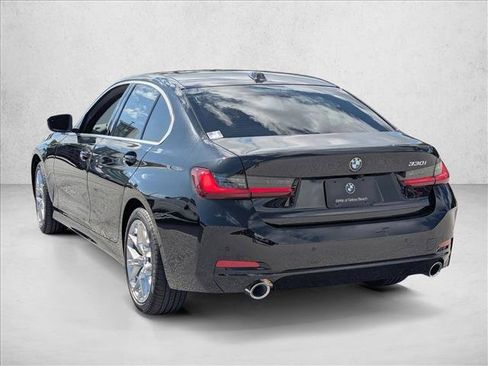 Used 2026 BMW 330i Sedan w/ Premium Package RWD image 8
