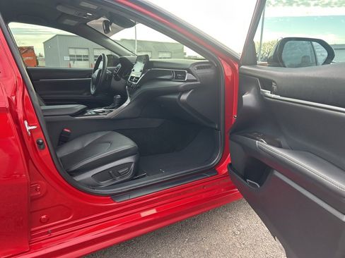 Used 2024 Toyota Camry XSE image 19