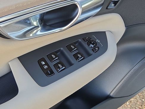 New 2026 Volvo XC90 B6 Ultra image 22