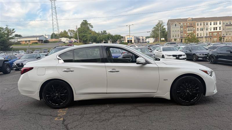 Used 2018 INFINITI Q50 Luxe w/ Essential Package (3.0T Luxe) RWD image 3