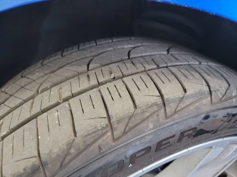 Used 2018 Chevrolet Camaro LT RWD image 30