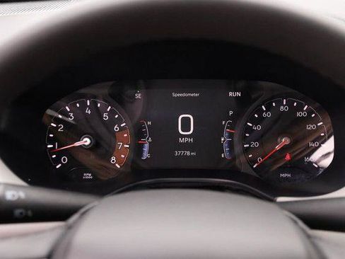 Used 2025 Jeep Compass Limited AWD/4WD image 13