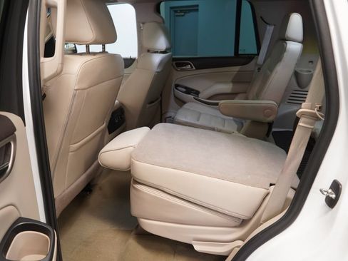 Used 2018 GMC Yukon Denali w/ Open Road Package AWD/4WD image 19