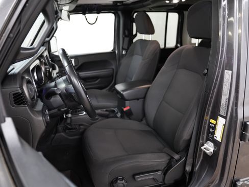 Used 2022 Jeep Wrangler Unlimited Sport AWD/4WD image 4