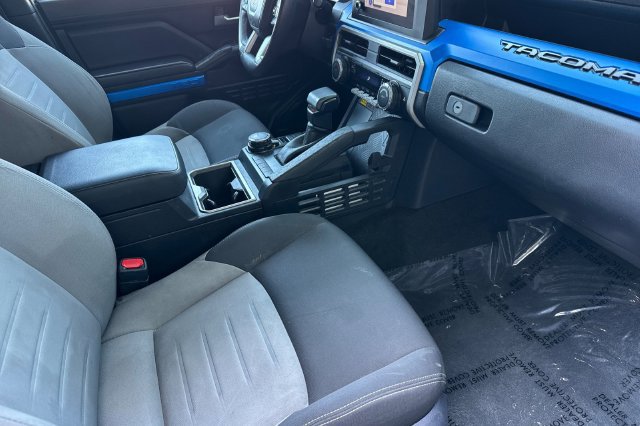 Certified 2024 Toyota Tacoma TRD Sport w/ TRD Sport Upgrade Package AWD/4WD image 19