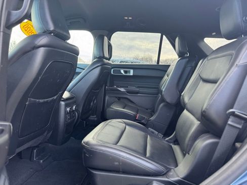 Used 2020 Ford Explorer XLT w/ Equipment Group 202A image 24