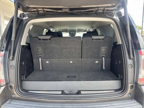 Used 2019 GMC Yukon SLT w/ HD Trailering Package RWD image 9